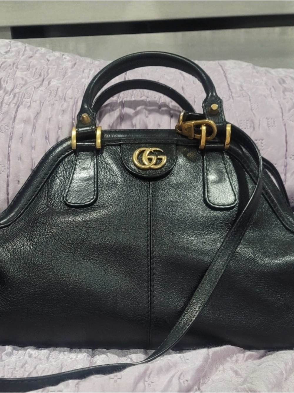 Gucci Black rebelle damaged handles